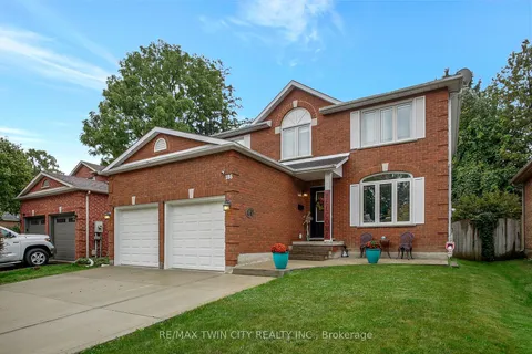 186 General Dr, Kitchener, ON N2K 3S6