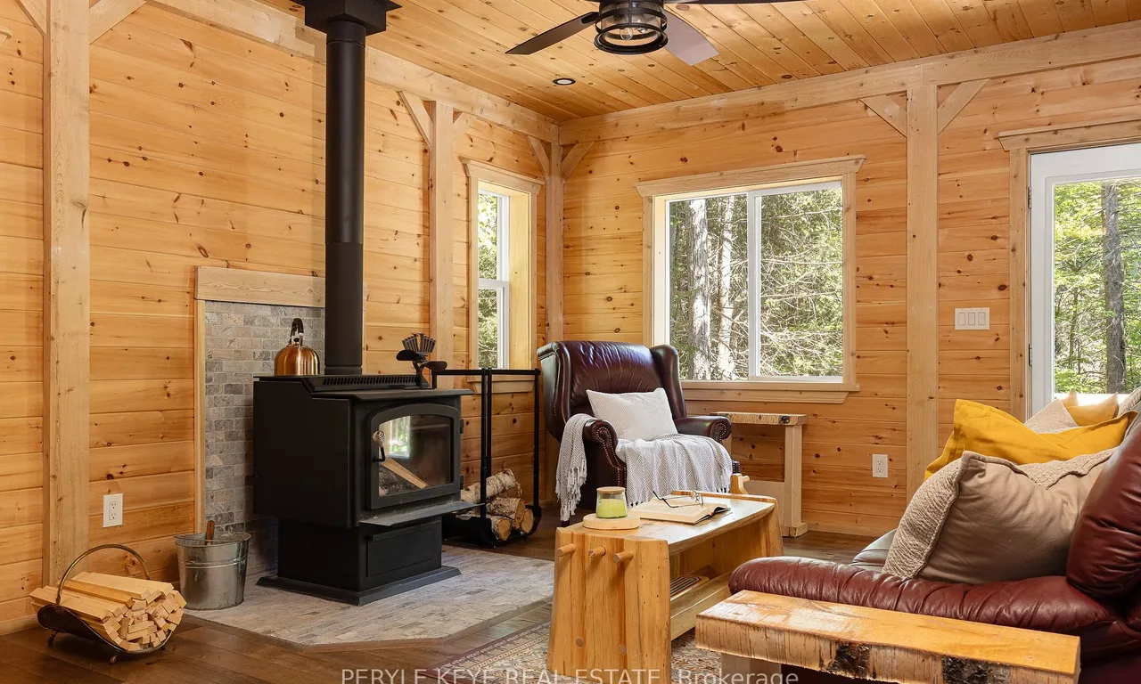 3702 Eagle Lake Rd, South River, ON P0A 1X0