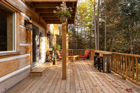 3702 Eagle Lake Rd, South River, ON P0A 1X0