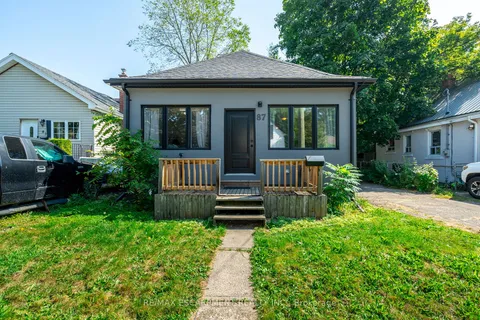 87 HILLVIEW St, Hamilton, ON L8S 2Z4