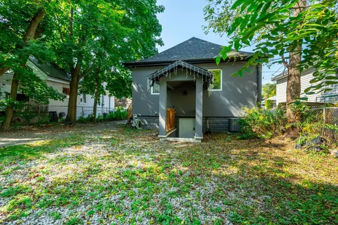 87 HILLVIEW St, Hamilton, ON L8S 2Z4