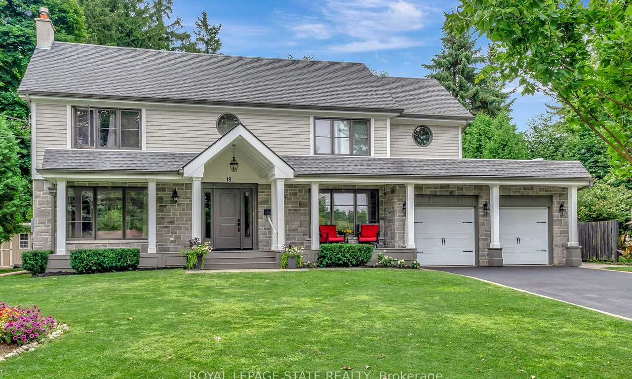 18 St Anns Crt, Hamilton, ON L9G 2C8
