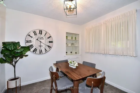 1238 Algonquin Blvd, Peterborough, ON K9H 6N4