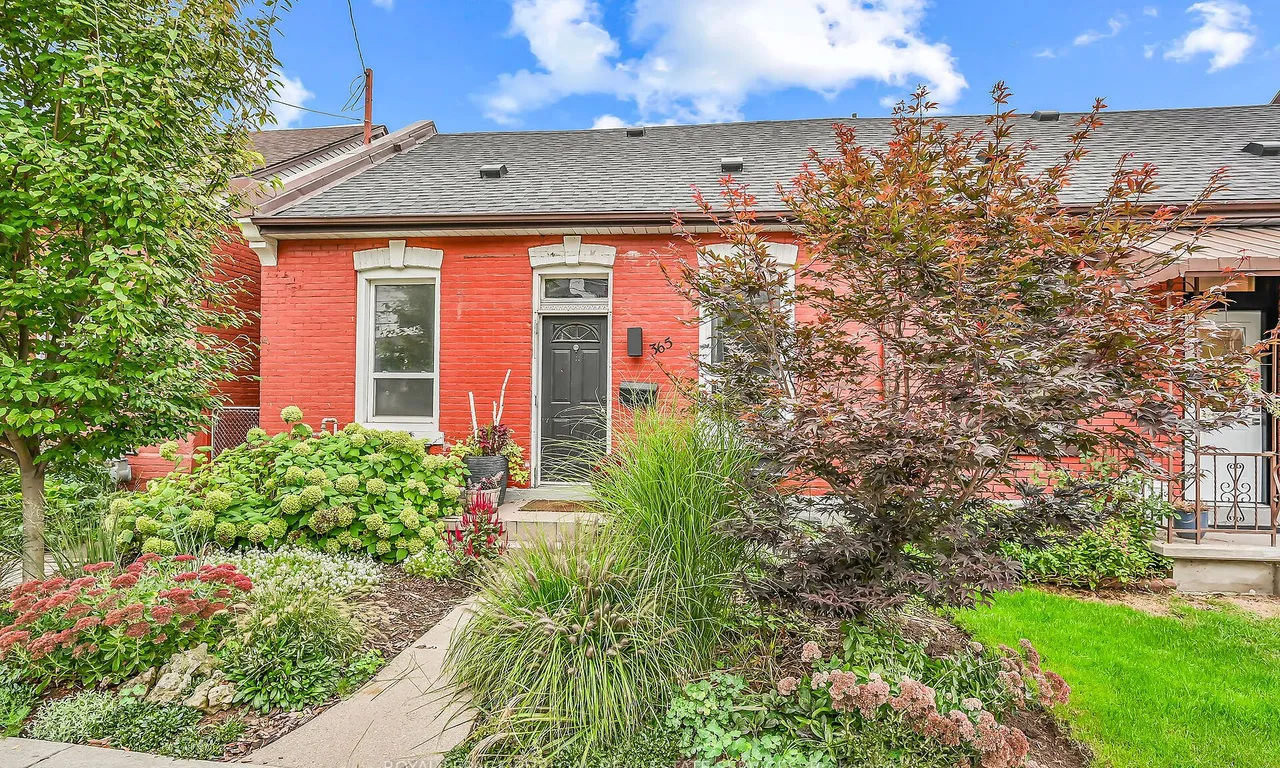 365 Catharine St, Hamilton, ON L8L 4T3
