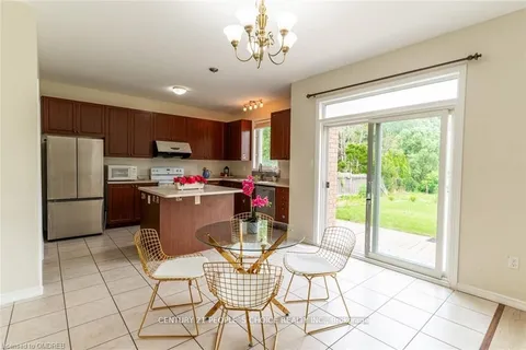 157 Hunter Way, Brantford, ON N3T 0B2