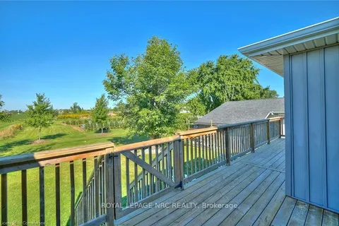 226 Woolverton Road, Grimsby, ON L3M 4E7