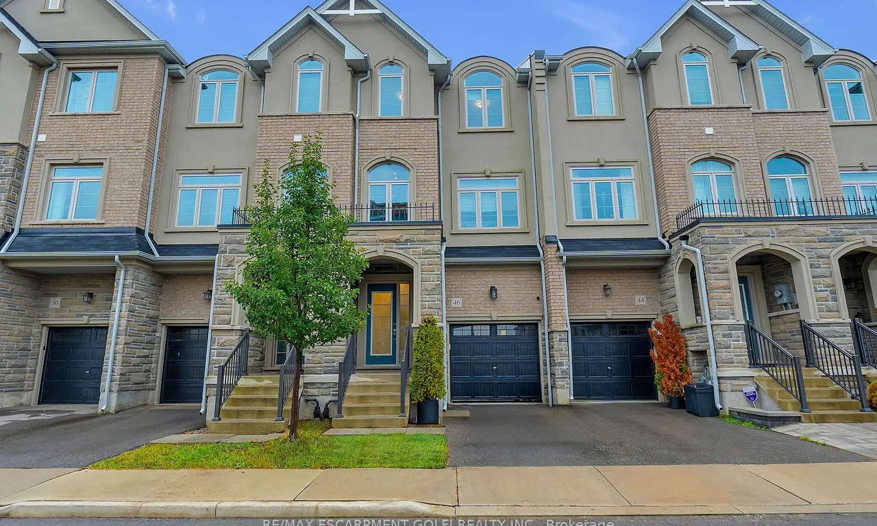 46 Borers Creek Circ, Hamilton, ON L8B 1W3
