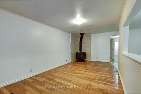 10277 Highway 41, Addington Highlands, ON K0H 1Z0
