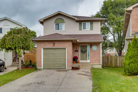 9 PONDS EDGE Crt, London, ON N5Z 5C4