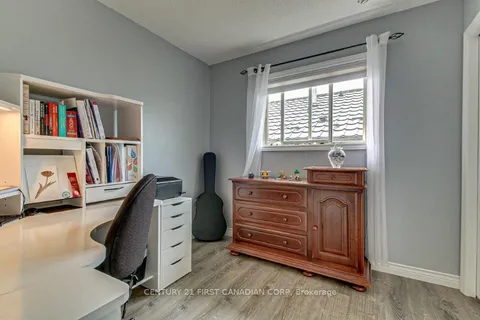 63 Tanner Dr, London, ON N5W 6B6