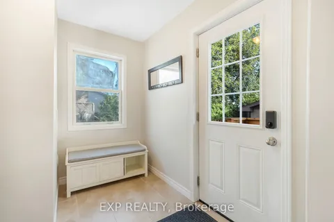 88 Rand St, Hamilton, ON L8J 1A8