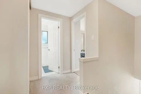 88 Rand St, Hamilton, ON L8J 1A8