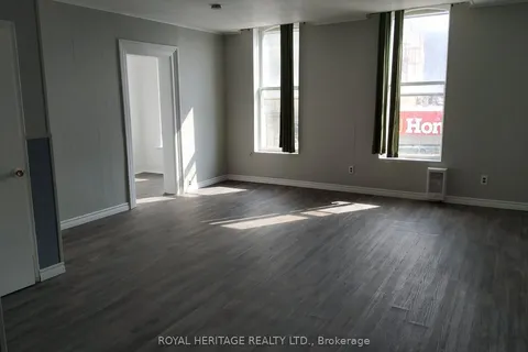 32 King St, Cavan Monaghan, ON L0A 1G0