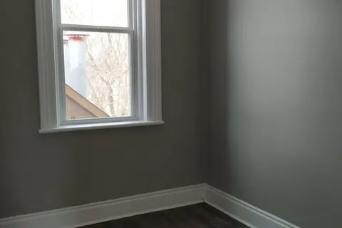 32 King St, Cavan Monaghan, ON L0A 1G0