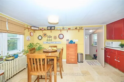 258 Mitchell St, Port Colborne, ON L3K 1Y6