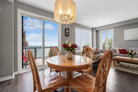 28 Pierre Trudeau Lane, Grimsby, ON L3M 0H3