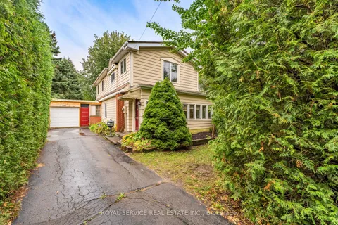 367 Lakeshore Rd, Port Hope, ON L1A 1R2