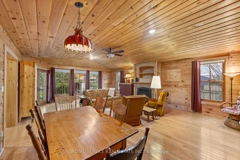 367 Lakeshore Rd, Port Hope, ON L1A 1R2