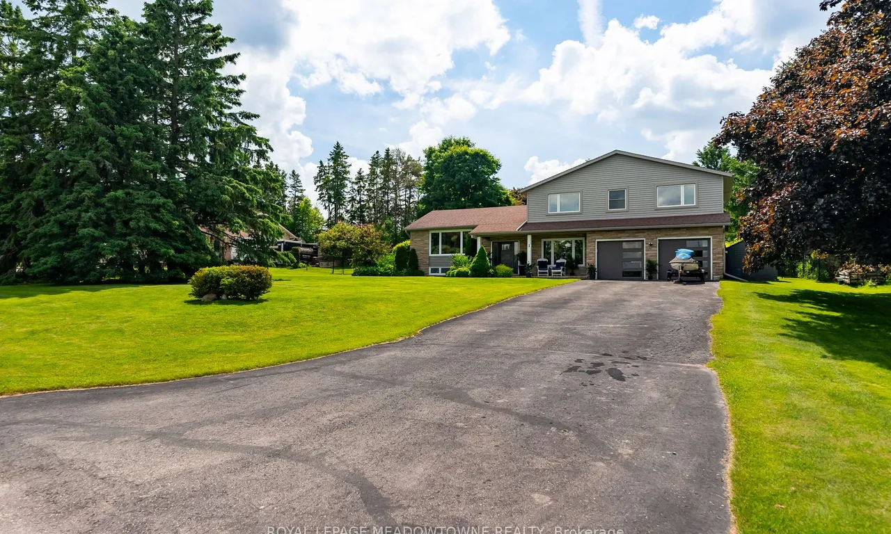 1 Robinson Rd, Mono, ON L9W 6Y1