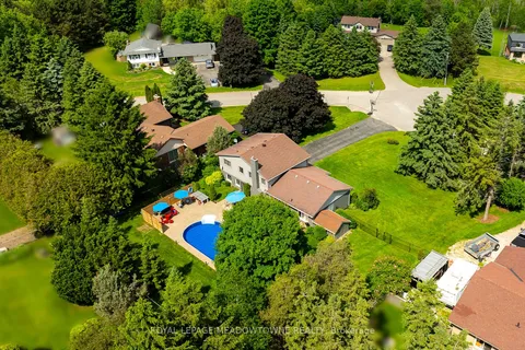 1 Robinson Rd, Mono, ON L9W 6Y1