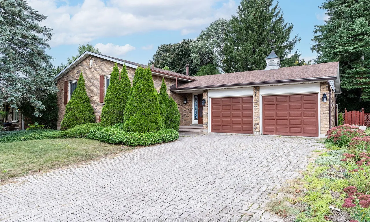 34 Westbrier Knoll, Brantford, ON N3R 5W1