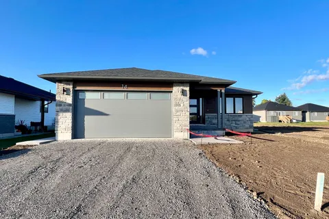 14 Horton Crt, Belleville, ON K8P 0H3