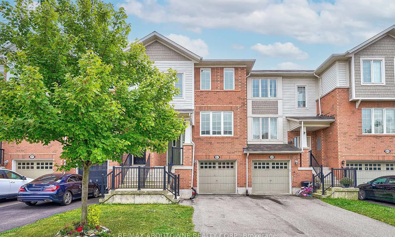 61 Ohara Lane, Hamilton, ON L9K 0C6