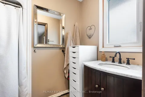 6929 -6937 Concession Four Rd, West Lincoln, ON L0R 2A0