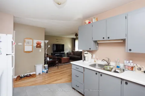 159 Queen St, Kawartha Lakes, ON K0M 1N0