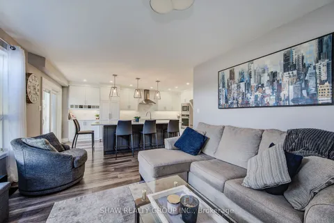 3 Kerwood Dr, Cambridge, ON N3C 4G6