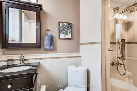 3 Kerwood Dr, Cambridge, ON N3C 4G6