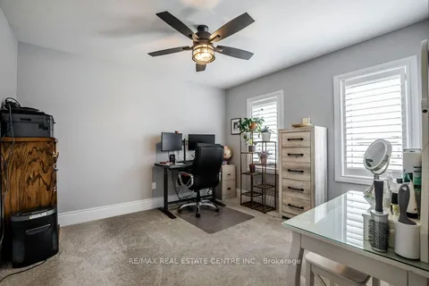 419 Dolman St, Woolwich, ON N0B 1M0