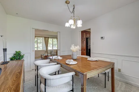 916 FARNHAM Rd, London, ON N6K 1S1