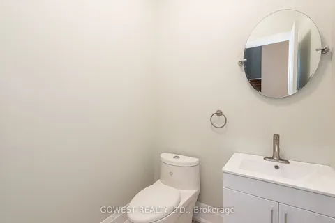 20 Tasker St, St. Catharines, ON L2R 3Z8