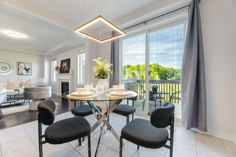 308 Shady Glen Cres, Kitchener, ON N2R 0K1