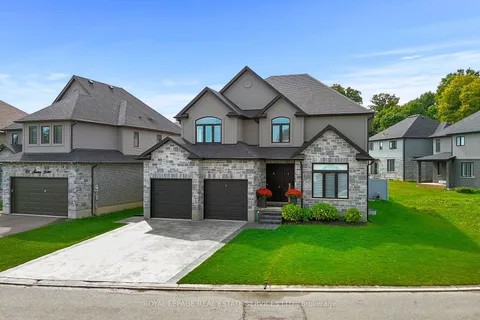 370 Masters Dr, Woodstock, ON N4T 0L2