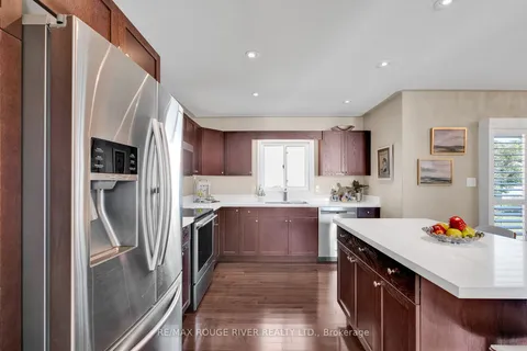 2 Beacon Dr, Brighton, ON K0K 1H0