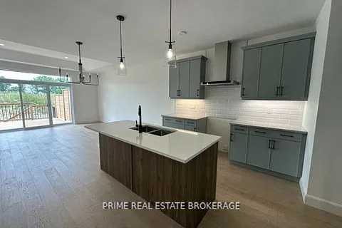 12 COASTAL Cres, Lambton Shores, ON N0M 1T0
