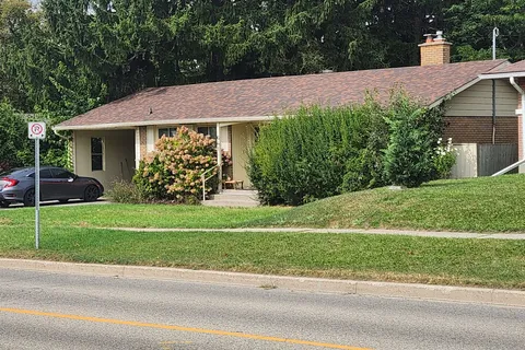 641 Dunbar Rd, Cambridge, ON N3H 2T4