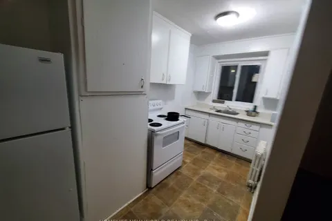 30 WILKINS Street, Belleville, ON K8P 1P1