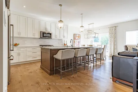 33 Emeny Lane, Guelph, ON N1L 0H3