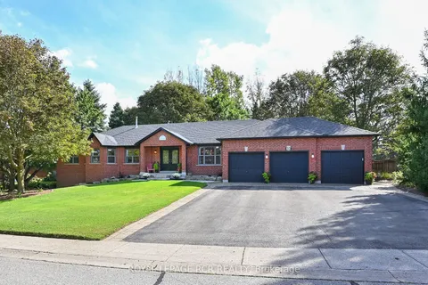 33 Riverside Dr, Mono, ON L9W 6L5