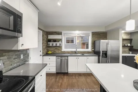 6 Eldorado Crt, Hamilton, ON L9C 2P9