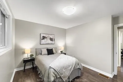 6 Eldorado Crt, Hamilton, ON L9C 2P9