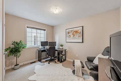 46 Hugill Way, Hamilton, ON L8B 0A2