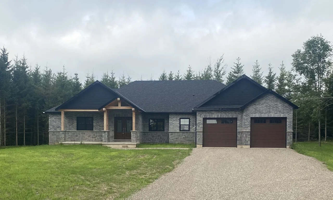 537266 Main St, Melancthon, ON L0N 1J0
