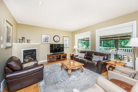 229 Silk Dr, Shelburne, ON L9V 3E4