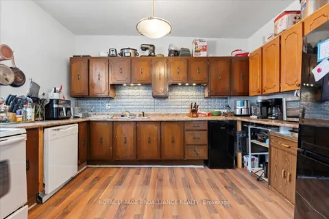 141 Main St, Brighton, ON K0K 1H0