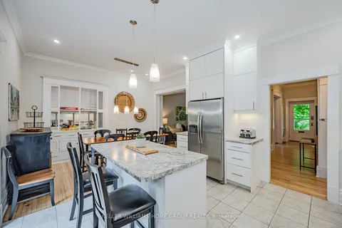 35 - 37 Powell St, Guelph, ON N1H 1V1