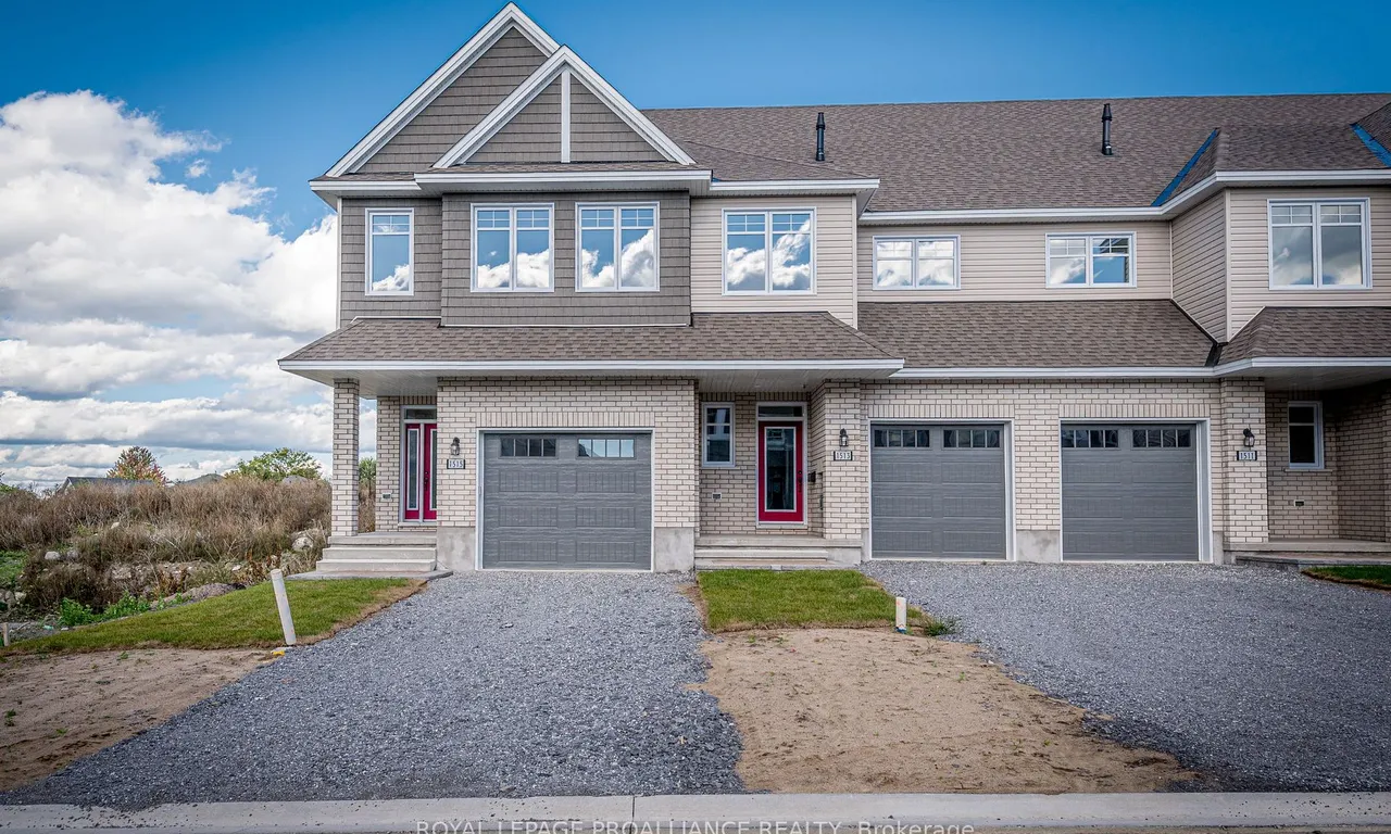 1513 Scarlet St, Kingston, ON K7K 7J8